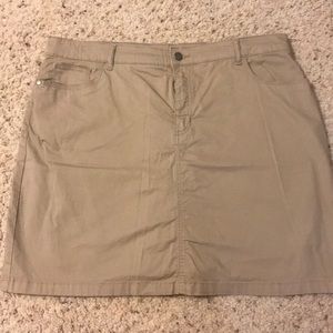 Khaki skort